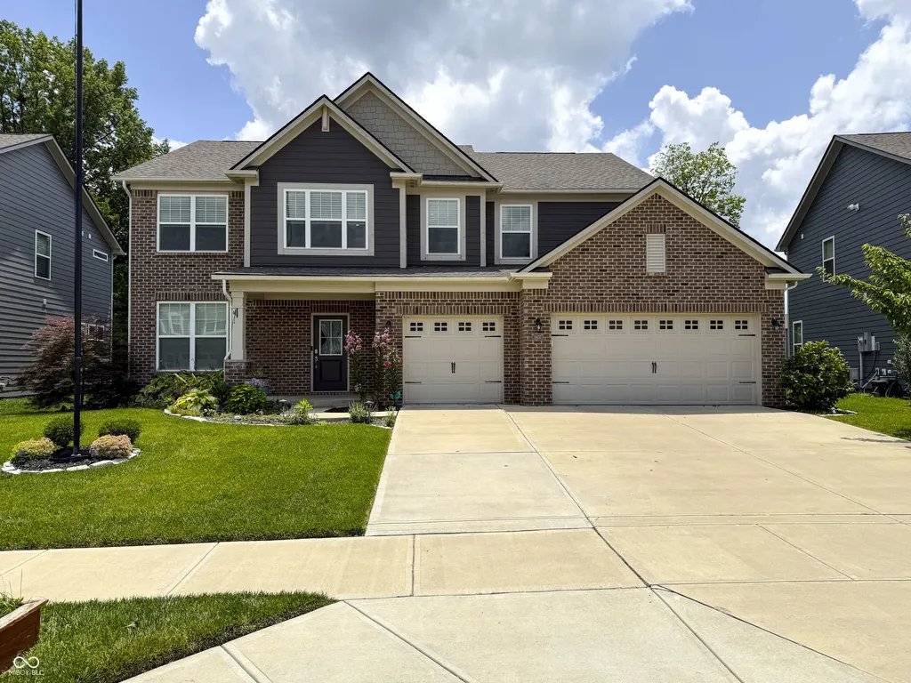 6807 Collisi Place Brownsburg IN 46112