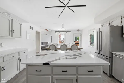 12039 Admirals Pointe Drive Indianapolis IN 46236
