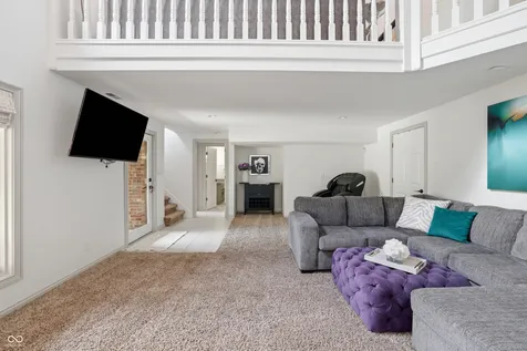 12039 Admirals Pointe Drive Indianapolis IN 46236
