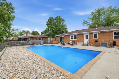 5817 Riva Ridge Drive Indianapolis IN 46237