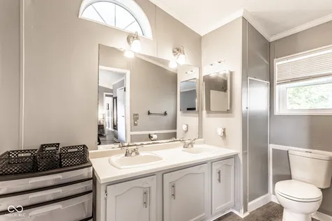 1145 Southpointe Drive Franklin IN 46131