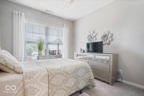 6048 Rockdell Drive Indianapolis IN 46237