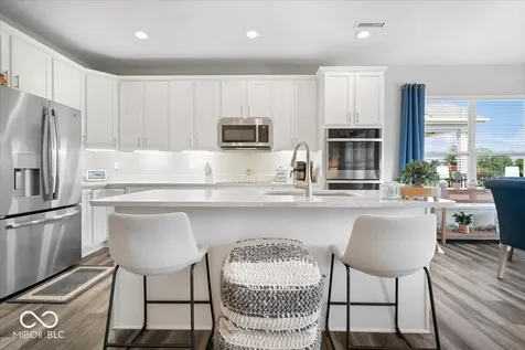 6048 Rockdell Drive Indianapolis IN 46237