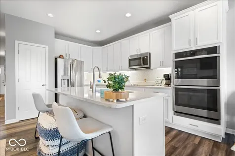 6048 Rockdell Drive Indianapolis IN 46237