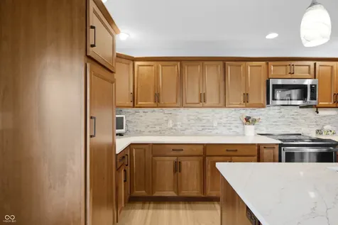 5141 Montpelier Court Columbus IN 47203