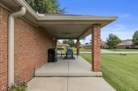 5141 Montpelier Court Columbus IN 47203