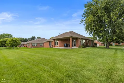 5141 Montpelier Court Columbus IN 47203
