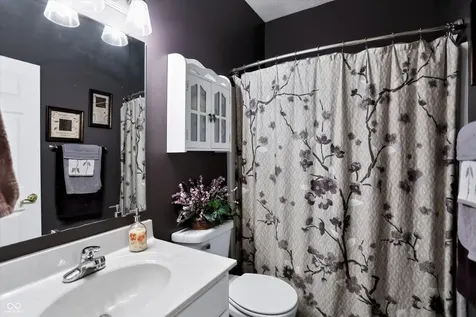 5943 Copeland Mills Drive Indianapolis IN 46221