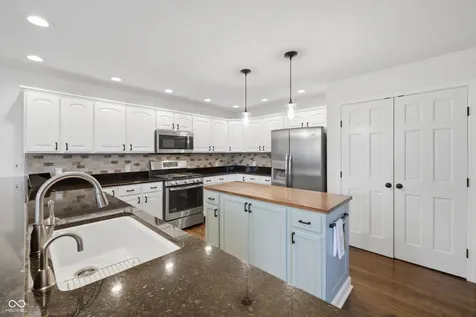 636 W Shel Lyn Court Greenfield IN 46140