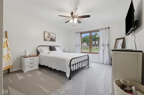 636 W Shel Lyn Court Greenfield IN 46140