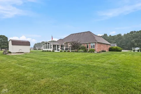 636 W Shel Lyn Court Greenfield IN 46140
