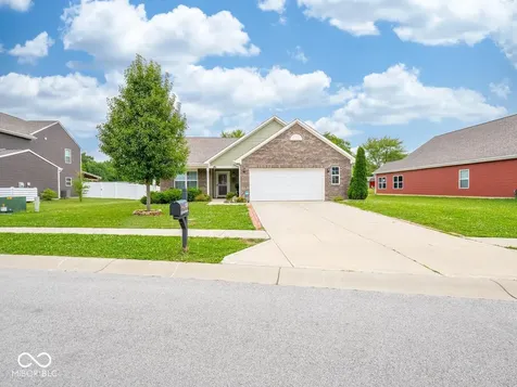 8218 Devon Avenue Indianapolis IN 46239