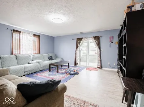 8218 Devon Avenue Indianapolis IN 46239