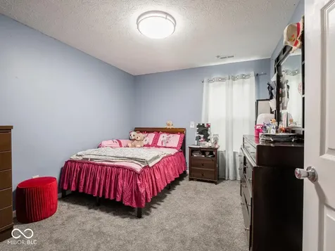 8218 Devon Avenue Indianapolis IN 46239