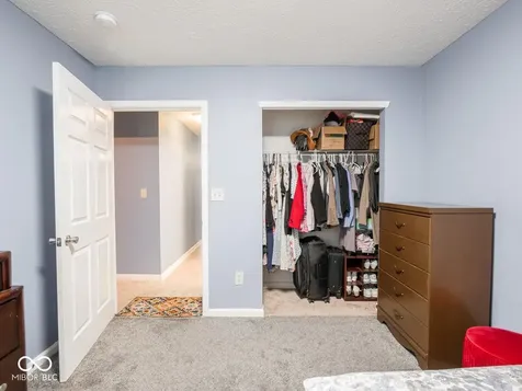 8218 Devon Avenue Indianapolis IN 46239