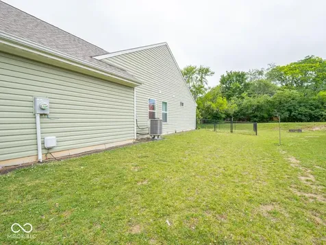 8218 Devon Avenue Indianapolis IN 46239