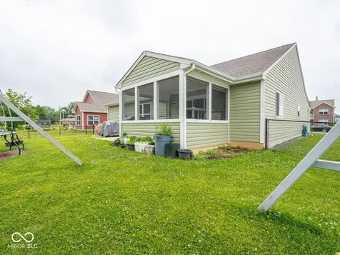 8218 Devon Avenue Indianapolis IN 46239
