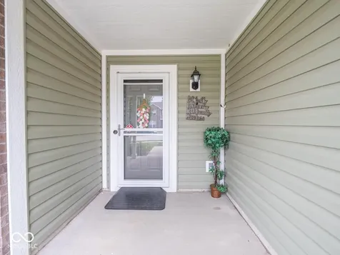 8218 Devon Avenue Indianapolis IN 46239