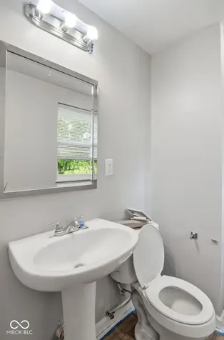 10423 Chris Drive Indianapolis IN 46229