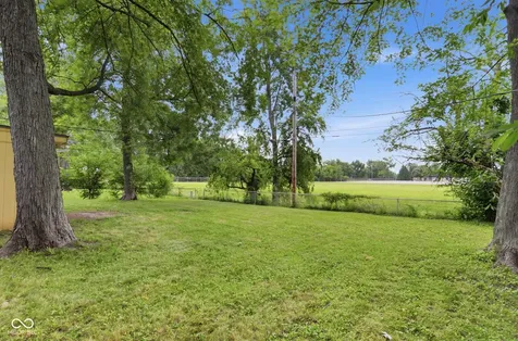 10423 Chris Drive Indianapolis IN 46229