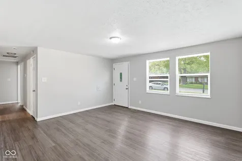10423 Chris Drive Indianapolis IN 46229
