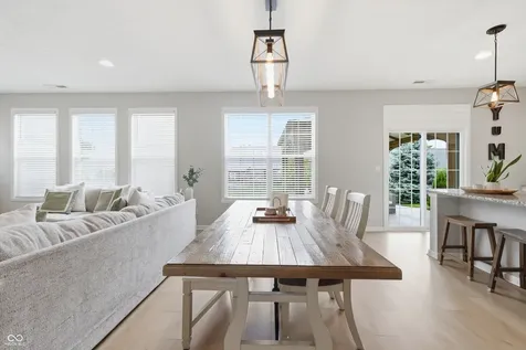 2373 Somerset Circle Franklin IN 46131