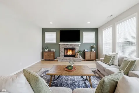 2373 Somerset Circle Franklin IN 46131