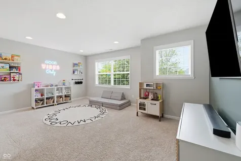 2373 Somerset Circle Franklin IN 46131