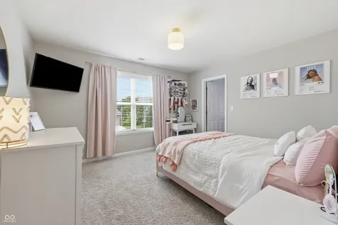 2373 Somerset Circle Franklin IN 46131