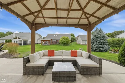 2373 Somerset Circle Franklin IN 46131