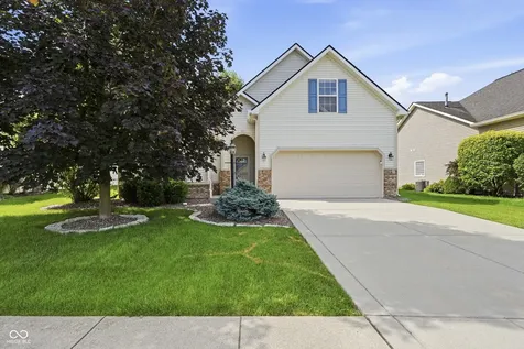 5871 Lost Oaks Carmel IN 46033