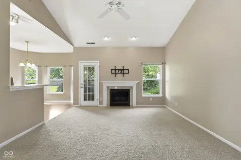 5871 Lost Oaks Carmel IN 46033