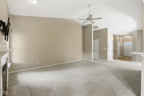 5871 Lost Oaks Carmel IN 46033