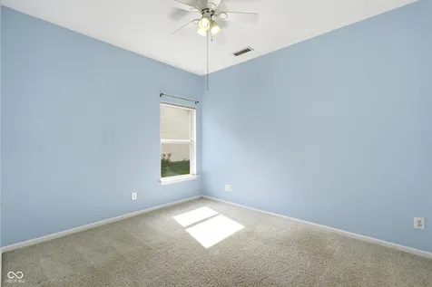 5871 Lost Oaks Carmel IN 46033