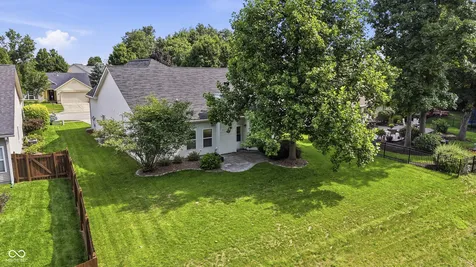 5871 Lost Oaks Carmel IN 46033