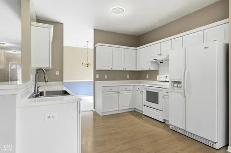 5871 Lost Oaks Carmel IN 46033