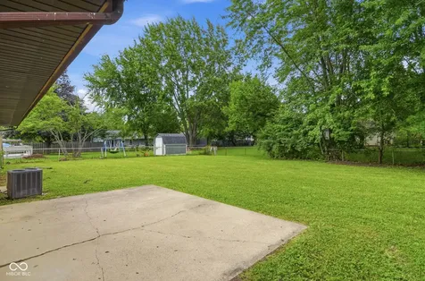 5913 Dunseth Court Indianapolis IN 46254