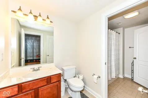 11651 Skyhawk Court Fishers IN 46037