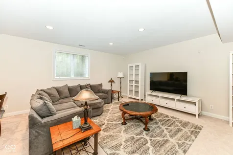 11651 Skyhawk Court Fishers IN 46037