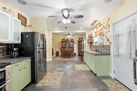 7784 N 275 W Alexandria IN 46001