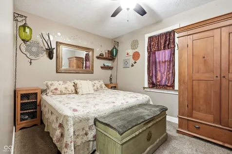 7784 N 275 W Alexandria IN 46001