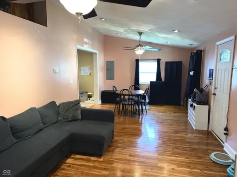 361 Cleveland Street Columbus IN 47201