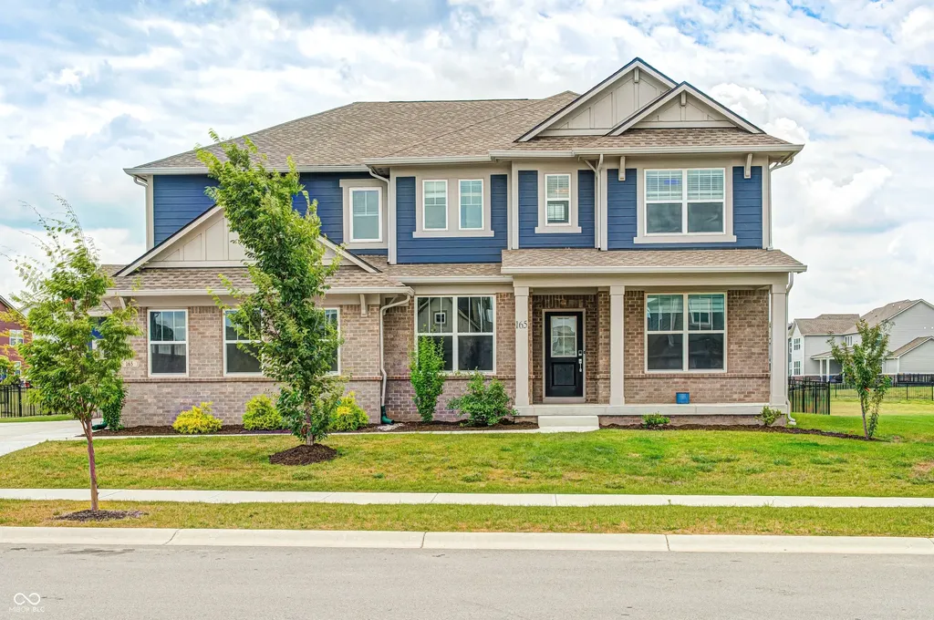 165 Waterford Lane Westfield IN 46074