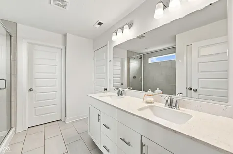 165 Waterford Lane Westfield IN 46074