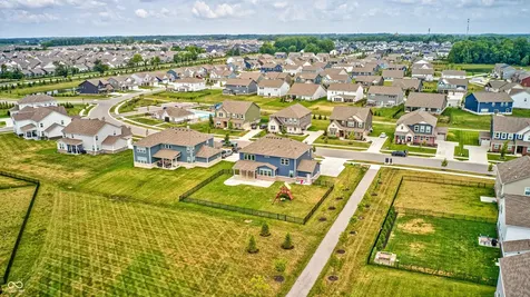 165 Waterford Lane Westfield IN 46074
