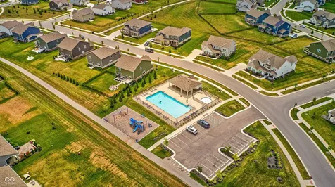 165 Waterford Lane Westfield IN 46074