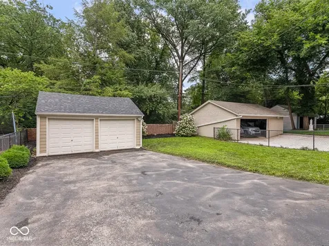 4653 N Illinois Street Indianapolis IN 46208