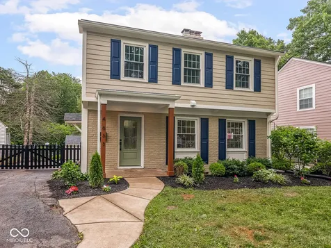 4653 N Illinois Street Indianapolis IN 46208