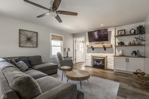 6722 Crown Drive Brownsburg IN 46112