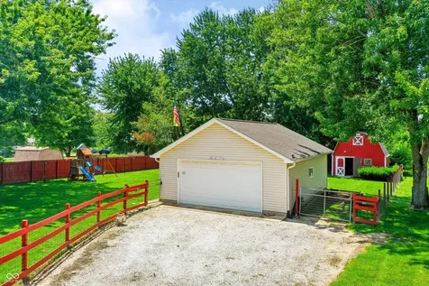11129 N Shelby 460 W New Palestine IN 46163